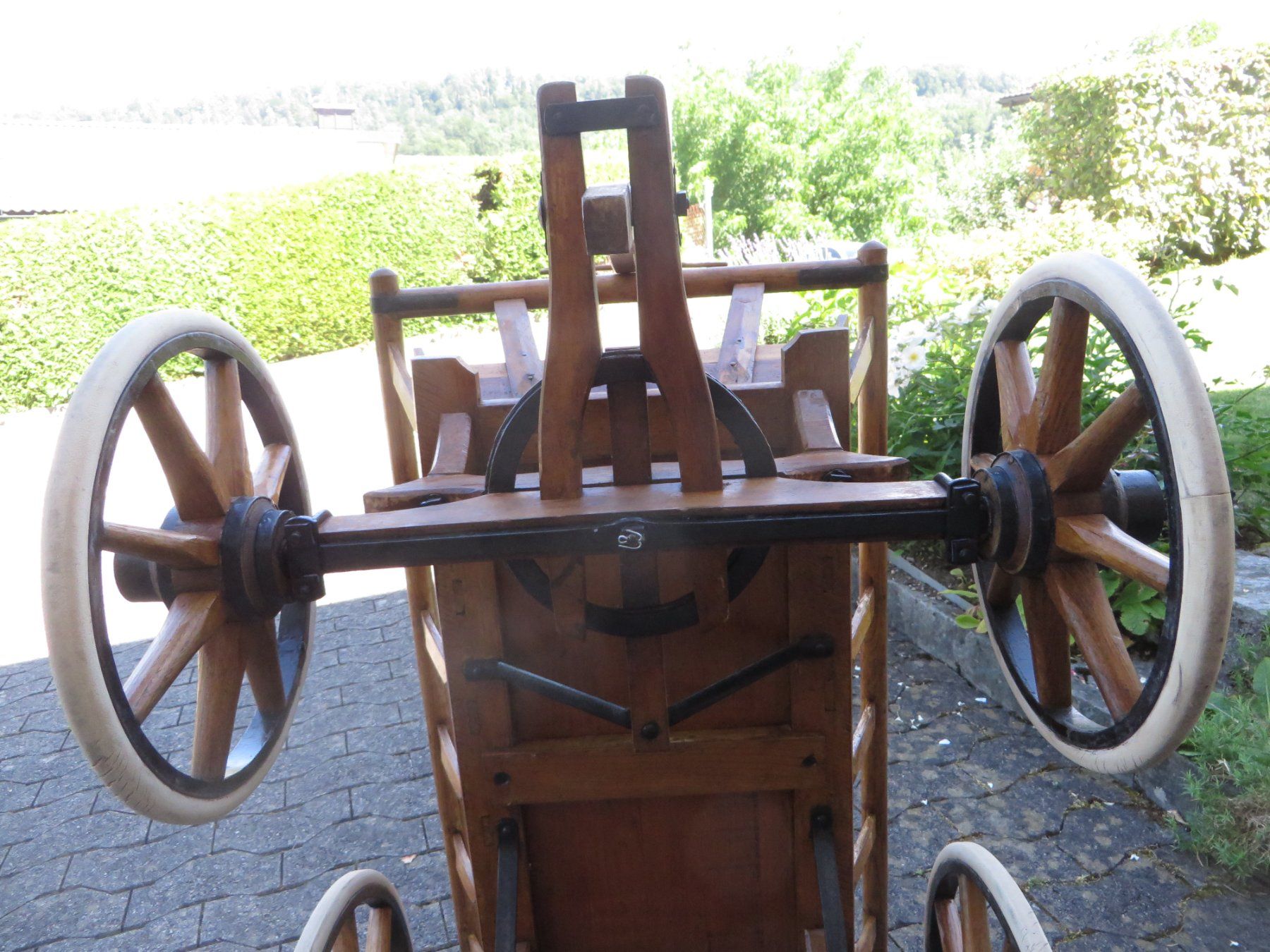 Carrelli di trasporto: Nr. 9 Neu restauriertes Leiterwägeli / Leiterwagen – Usato da Ermenswil venduto da lodero 5