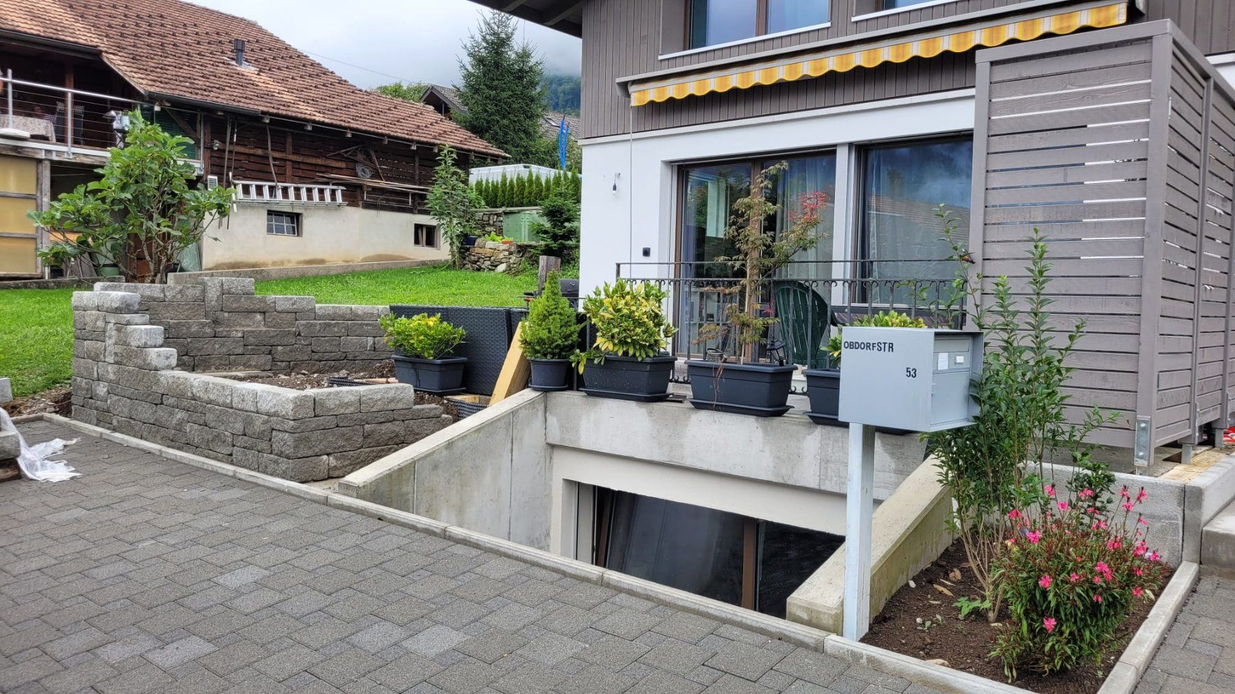 Stobag Tende da sole: Sonnenmarkise mit  Handkurbel – Usato da Ringgenberg BE venduto da gab_n7yy 2