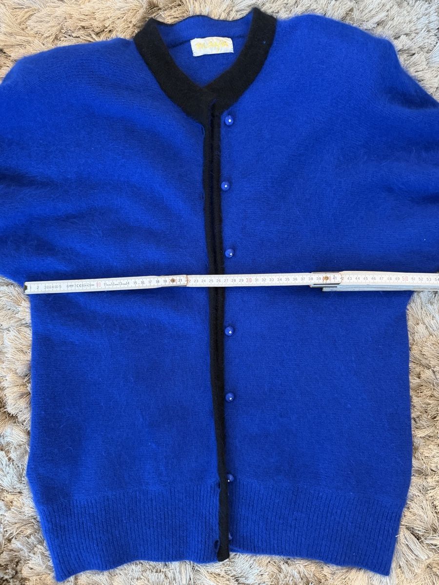 Giacche: Strickjacke Blau 80% Angora, Grösse M, Samtig-weich – Usato da Basel venduto da Ksjusha 6