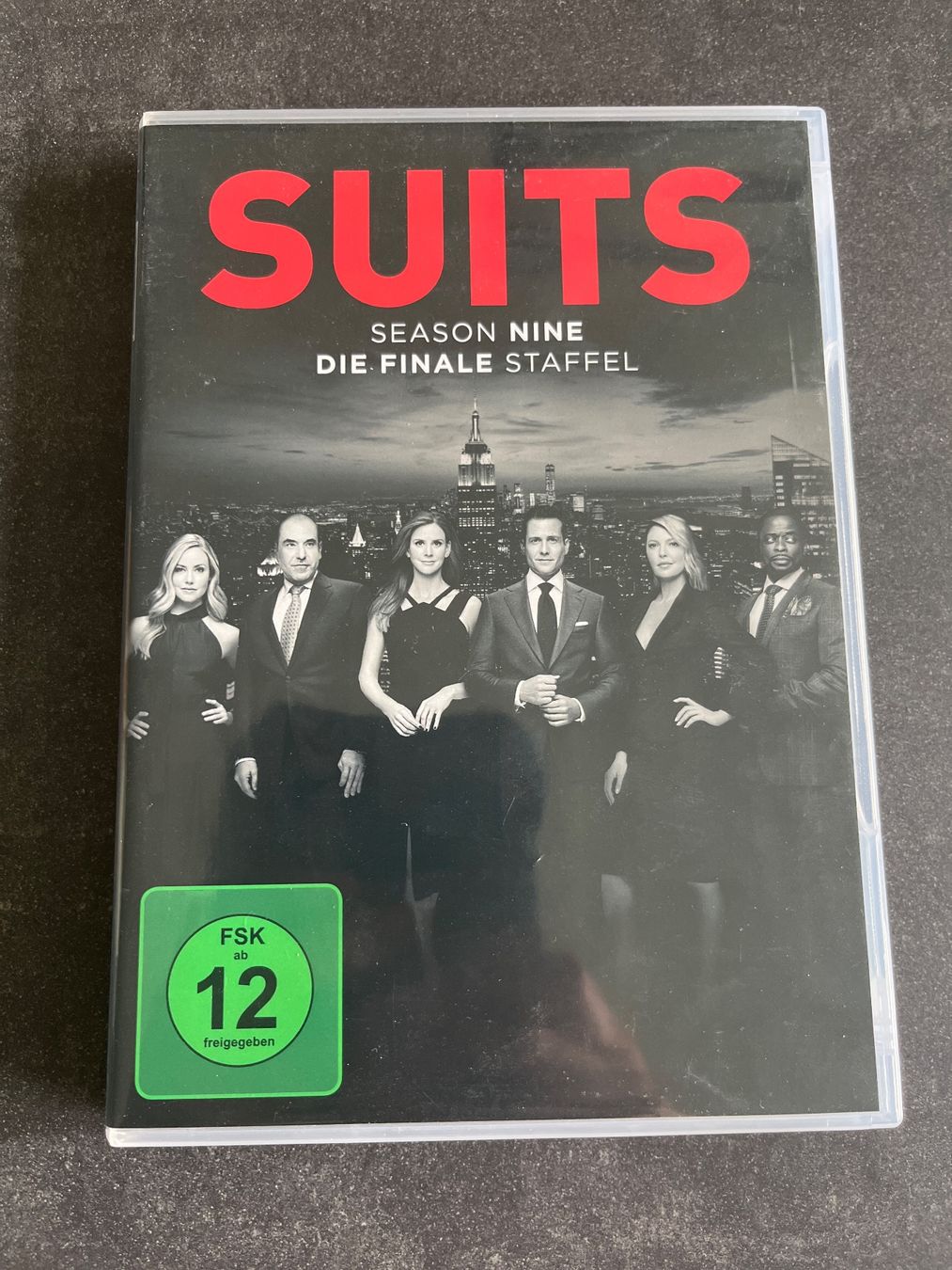Tutti i DVDs: DVD Suits 9. Staffel – Usato da Aarau venduto da Swifty03