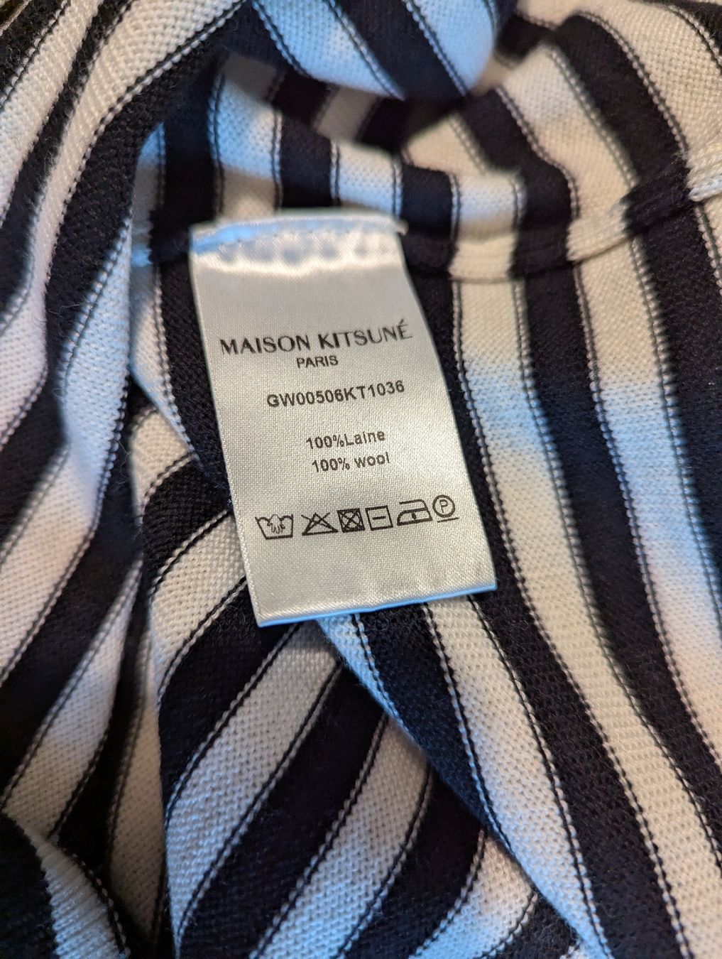Pullover & Sweatshirts: Sweater by Maison Kitsune, XS – Neu (gemäss Beschreibung) aus Bern von tym_k7bc 4
