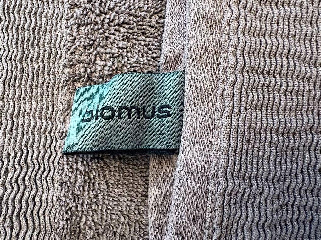 Blomus Teli da bagno: Handtuch und Badetuch blomus – Usato da Thürnen venduto da Yaroc 2