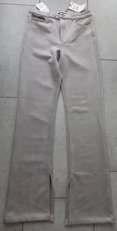 Neue Damenhose