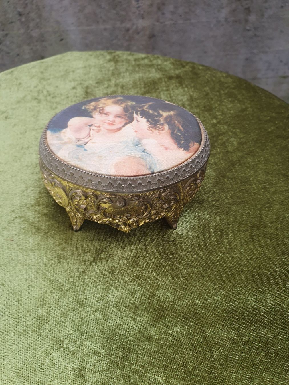 Tutte le decorazioni: Antike Schmuckdose Gold Dose Vintage Geschenkidee – Usato da Reinach venduto da 3Guggerli