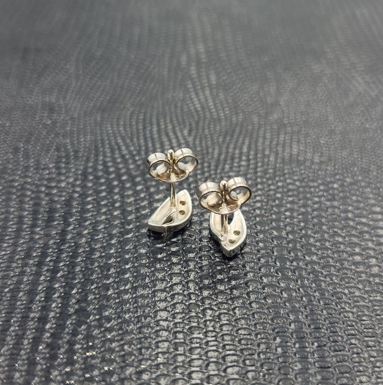 Orecchini pendenti & Orecchini a lobo: 585 Weiss Gold Ohrstecker mit Steine – Usato da Wald ZH venduto da Dasilver 7