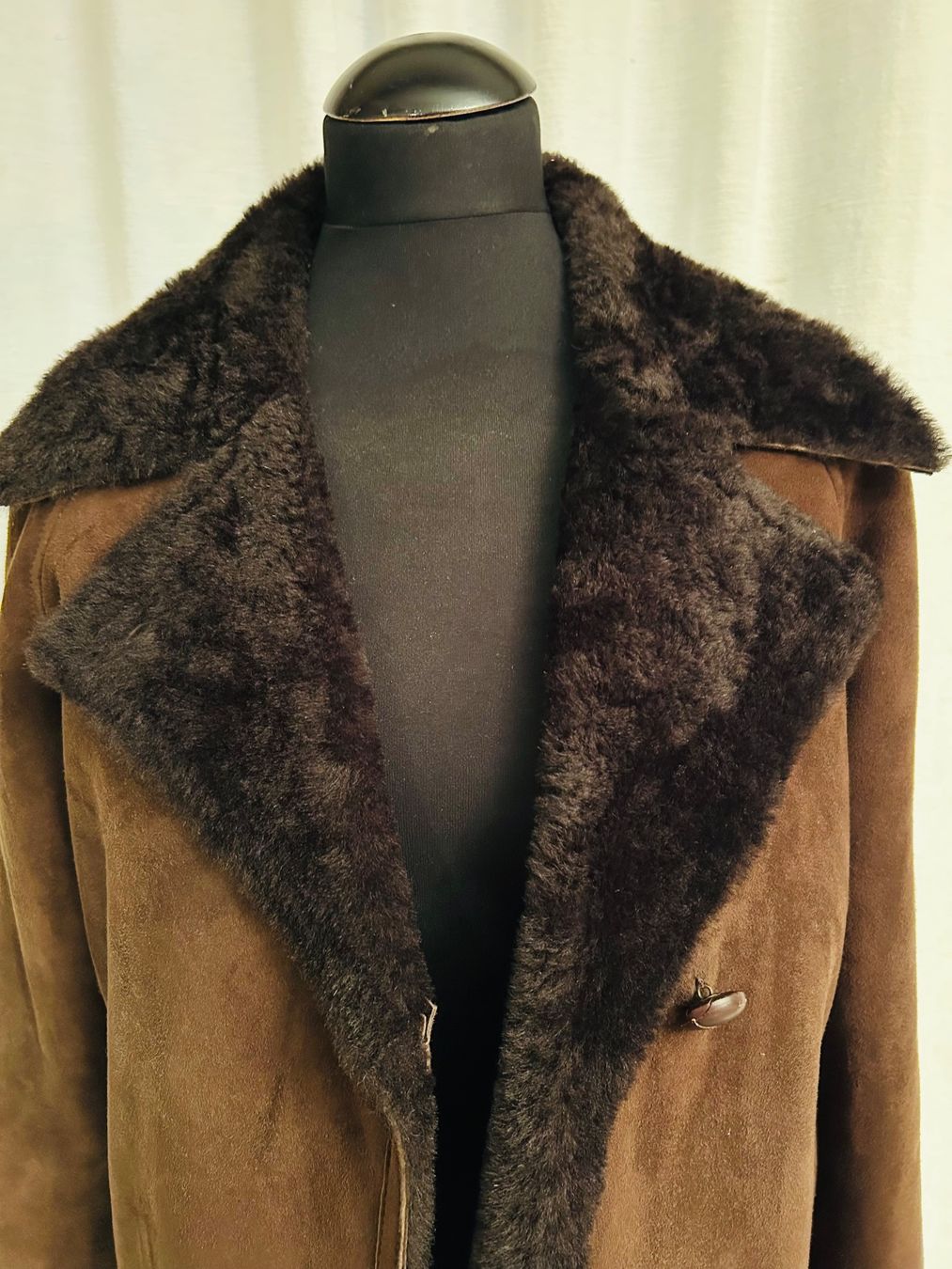 Lacoste Giacche: LACOSTE Damen Jacke. Gr. 42 braun. – Nuovo (secondo la descrizione) da Niederglatt ZH venduto da adi_99tq 1