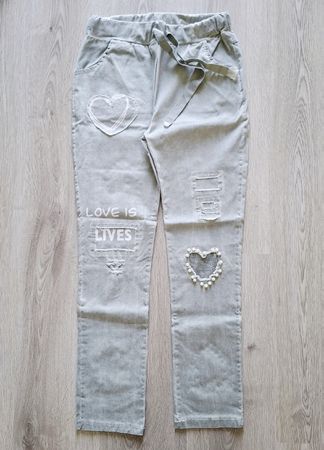 Damen Hose grau mit Herzprint und Perlen Grösse S