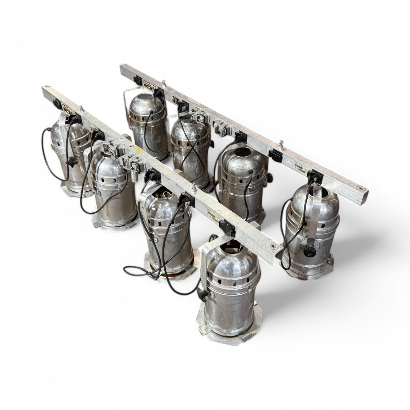 Lampade: 2x Par Stangen mit je 4 Par 64 silber – Usato da Däniken SO venduto da Profog1 2