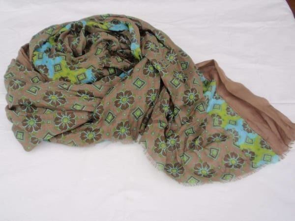 Foulard & Sciarpe: INDISCHER SCHAL - SARON - FABRIKNEU – Nuovo e nell'imballaggio originale da Honau venduto da sainj