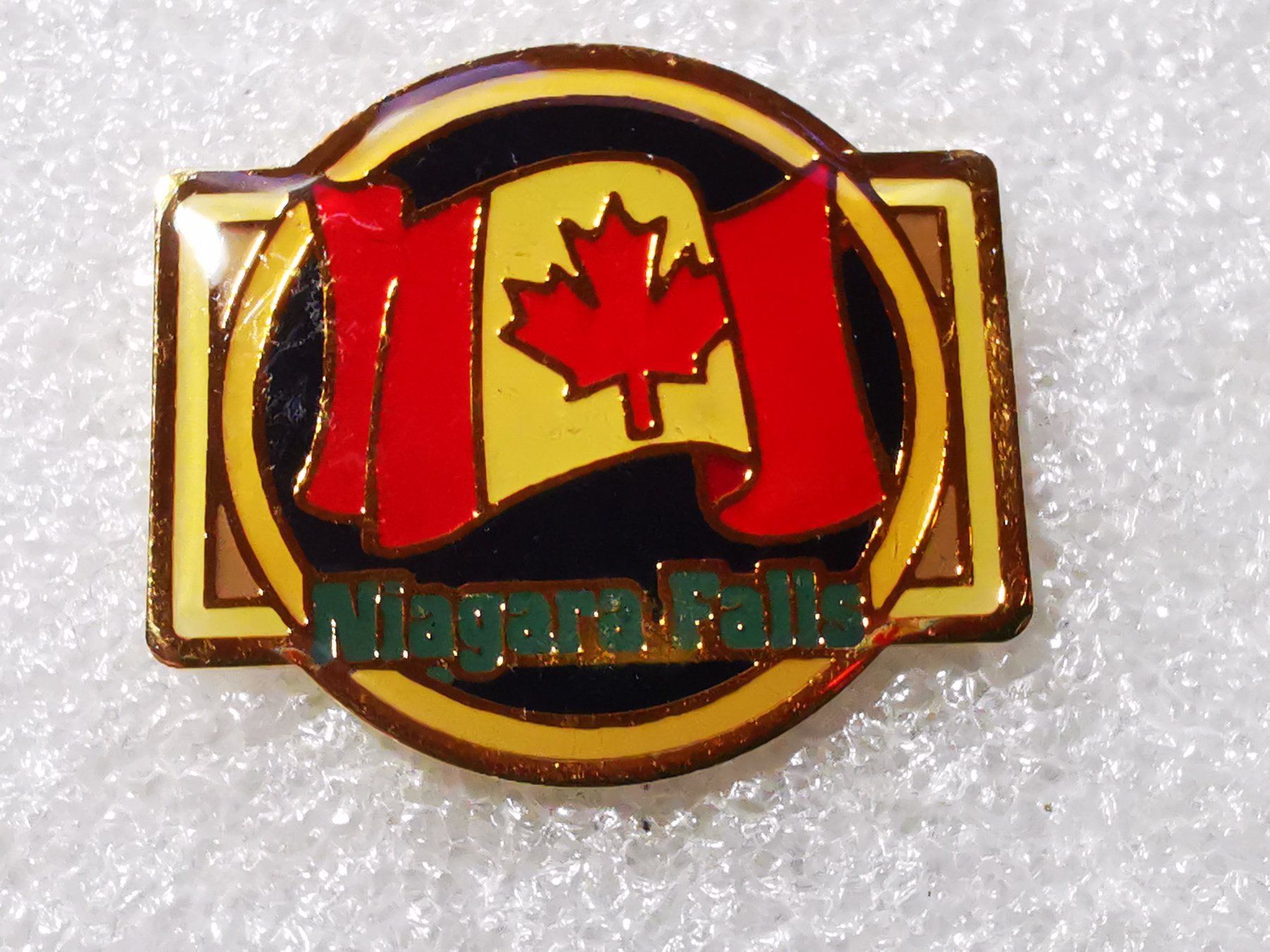 Placchette & Badge: Ansteckpin 127: Niagara Falls – Usato da Oppligen venduto da Pin-Fall-Shop