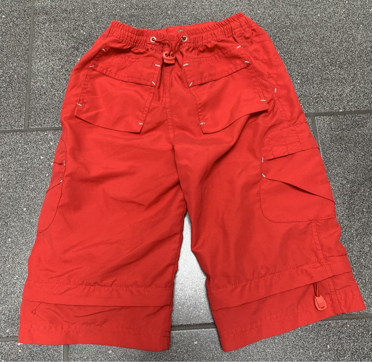 Pantaloni: Rote Sommerhose Gr. 116 – Usato da Hünenberg See venduto da spartakus02 1