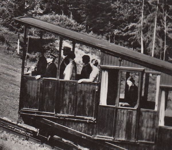 Cartoline postali: AK Gurten Kulm - Gurtenbahn 1940 – Usato da Kirchberg BE venduto da Mgh
