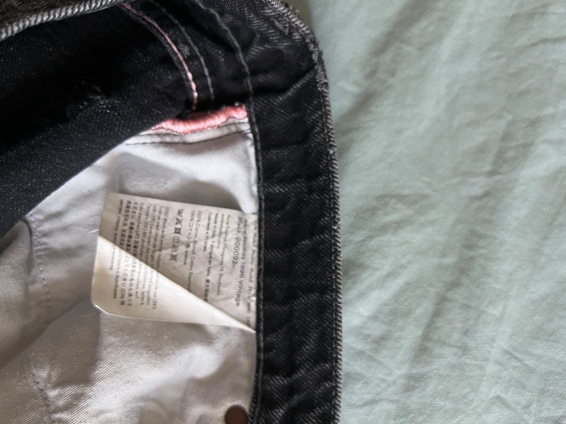 Acne Studios Jeans: Jeans Acne Studios schwarz Grösse 30 neuwertig – D'occasion à Zürich par bonnuit 3