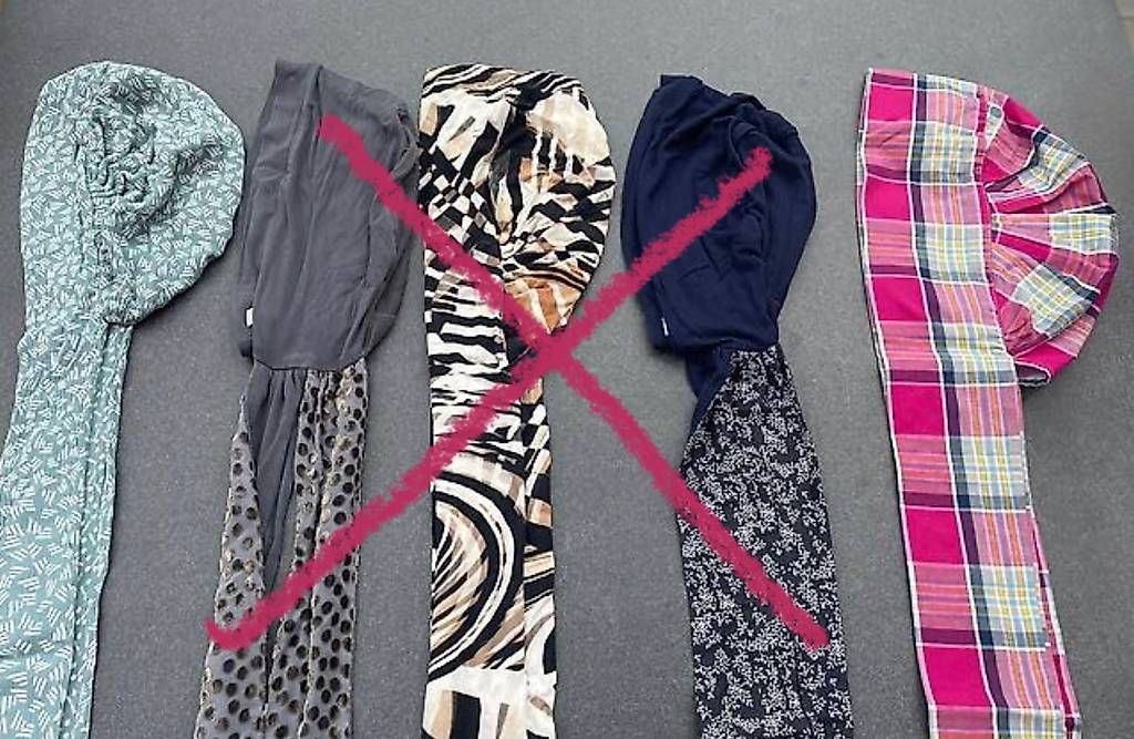 Copricapi, berretti & cappellini: Turban Kopfbedeckung – Usato da Niederwil SG venduto da kafr 2