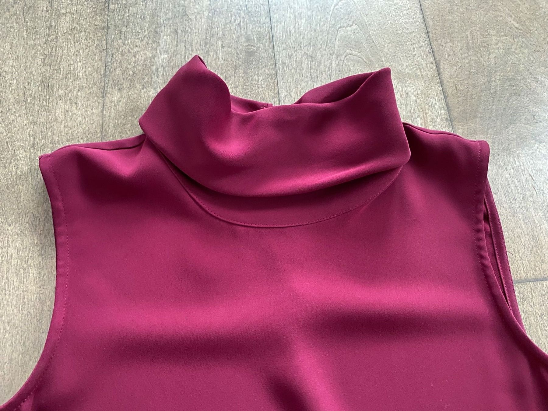 Esprit Camicette: ESPRIT - bordeaux-rote, ärmellose Bluse – Usato da Meilen venduto da kleisi01 2