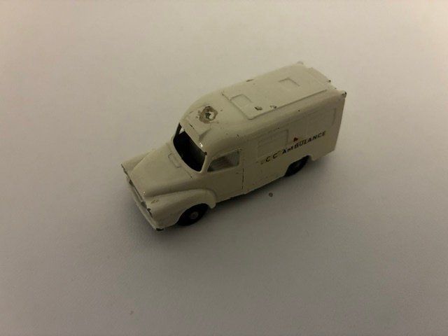 Lesney Modellini d'auto: Lomas Ambulance No 14 By Lesney – Usato da Glattfelden venduto da ROM57 4