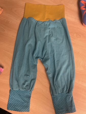 Kinder Pumphose, Gr.98-110 gestreift, Top Zustand!