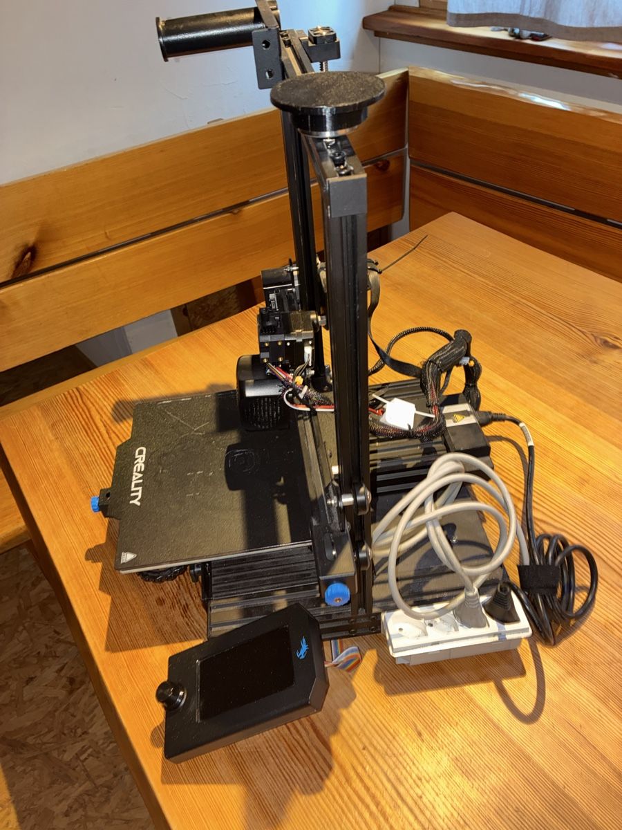 Creality Stampanti 3D: Ender 3 v2 3d Drucker mit Zubehör  – Usato da Weisslingen venduto da roe_tz6r 3