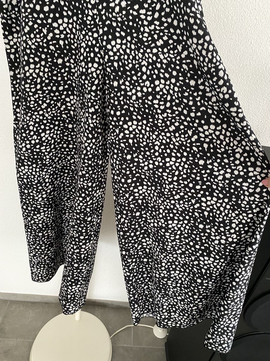 Shein Pantaloni: Weite Hose – Usato da Dachsen venduto da Jay_3 1