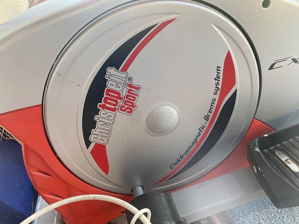 Vélos d'appartement: Crosstrainer – D'occasion à Plons par sin_wfy5 2