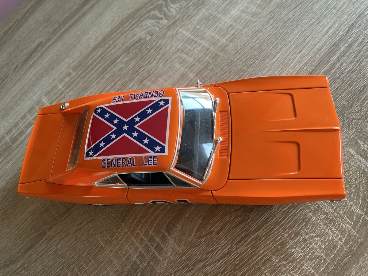 Dodge Modellini d'auto: General Lee Charger Modellauto 1:18 – Usato da Goldingen venduto da FirebirdLady92