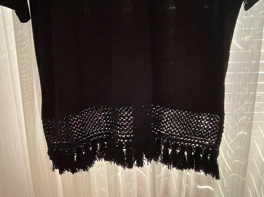 T-shirt: Maglia nera Seventy con bordo macramè – Usato da Lugano venduto da lor_6rzk 1