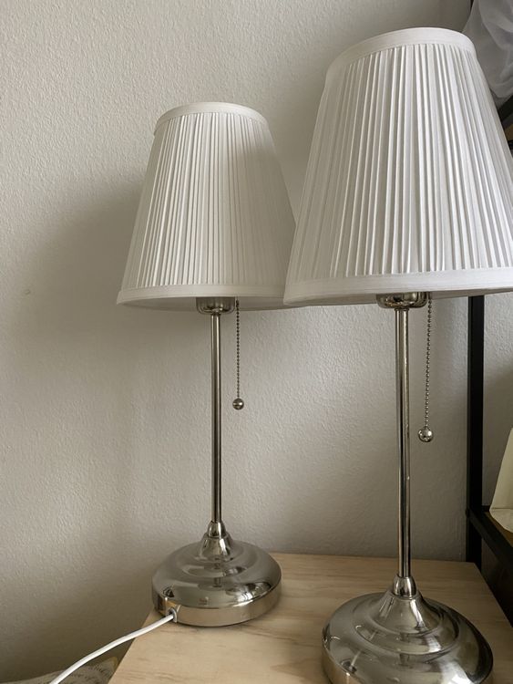 2-nachttischlampen-weiss-kaufen-auf-ricardo
