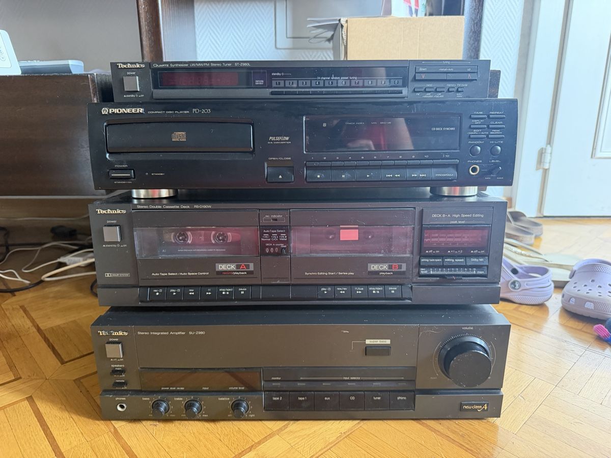Audio- & Mediensysteme: 4-piece Vintage Stereo System  – Gebraucht aus Celigny von AziwA 1