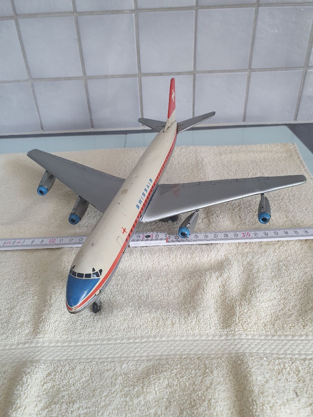 Arnold Giocattoli: Blechflugzeug Swissair DC-8 von Arnold  – Usato da WUERENLOS venduto da Eeric 1