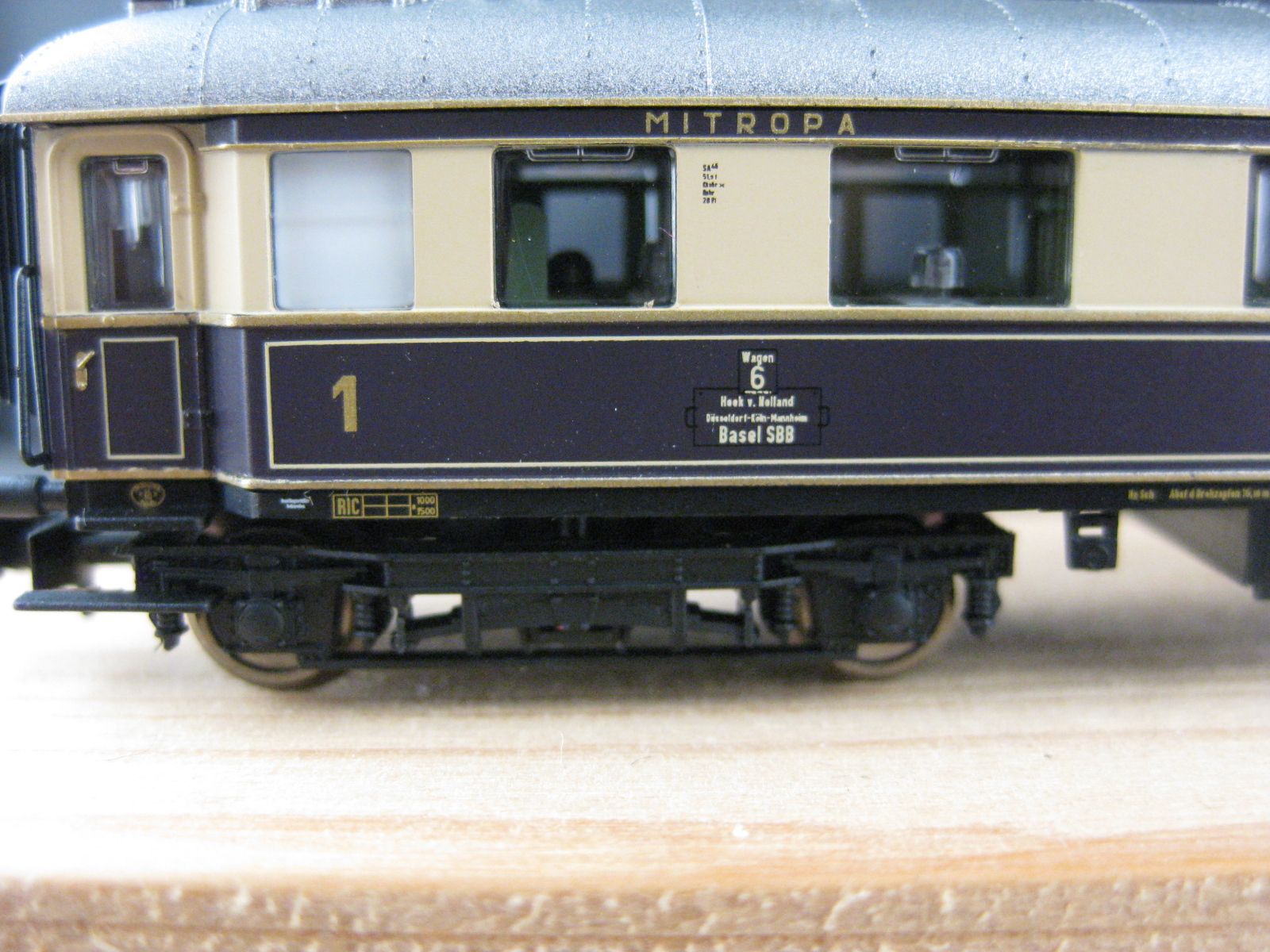Trix Modellini di ferrovie: Minitrix 11468-3 Rheingold 1 Klasse – Nuovo (secondo la descrizione) da Malters venduto da Marosko 2