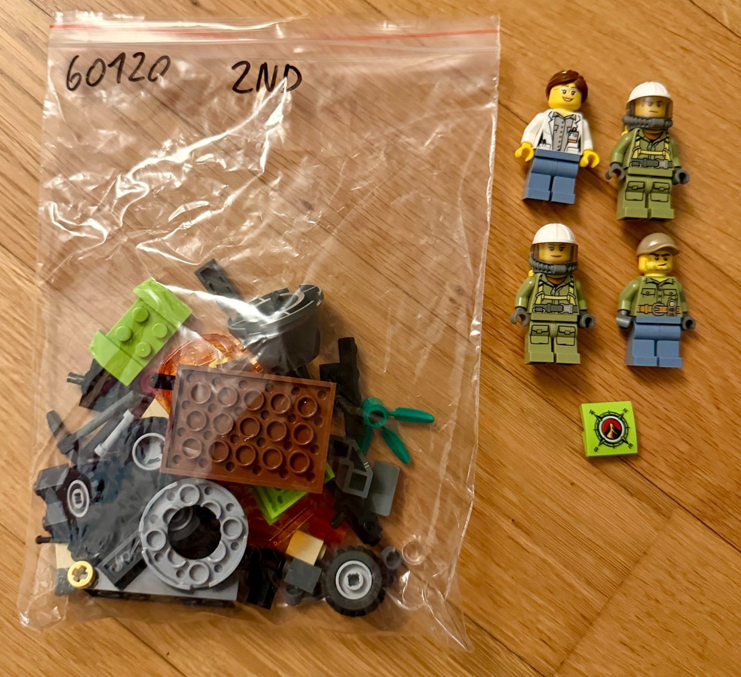 Lego Kit di costruzioni: Lego City 60120 - Volcano Starter Set – Usato da Höri venduto da PSMarinho 1