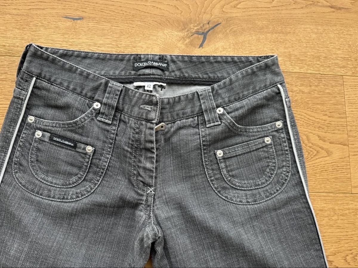 Dolce & Gabbana Jeans: Dolce & Gabbana Jeans grau Gr. 36 Slim Logo – Usato da Winterthur venduto da whatdreamz 4