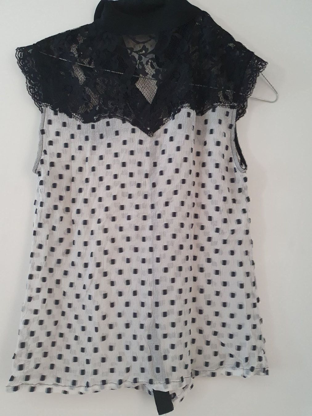 Guess Blusen: Guess Bluse Gr. S – Gebraucht aus Thalwil von Briscolina 2
