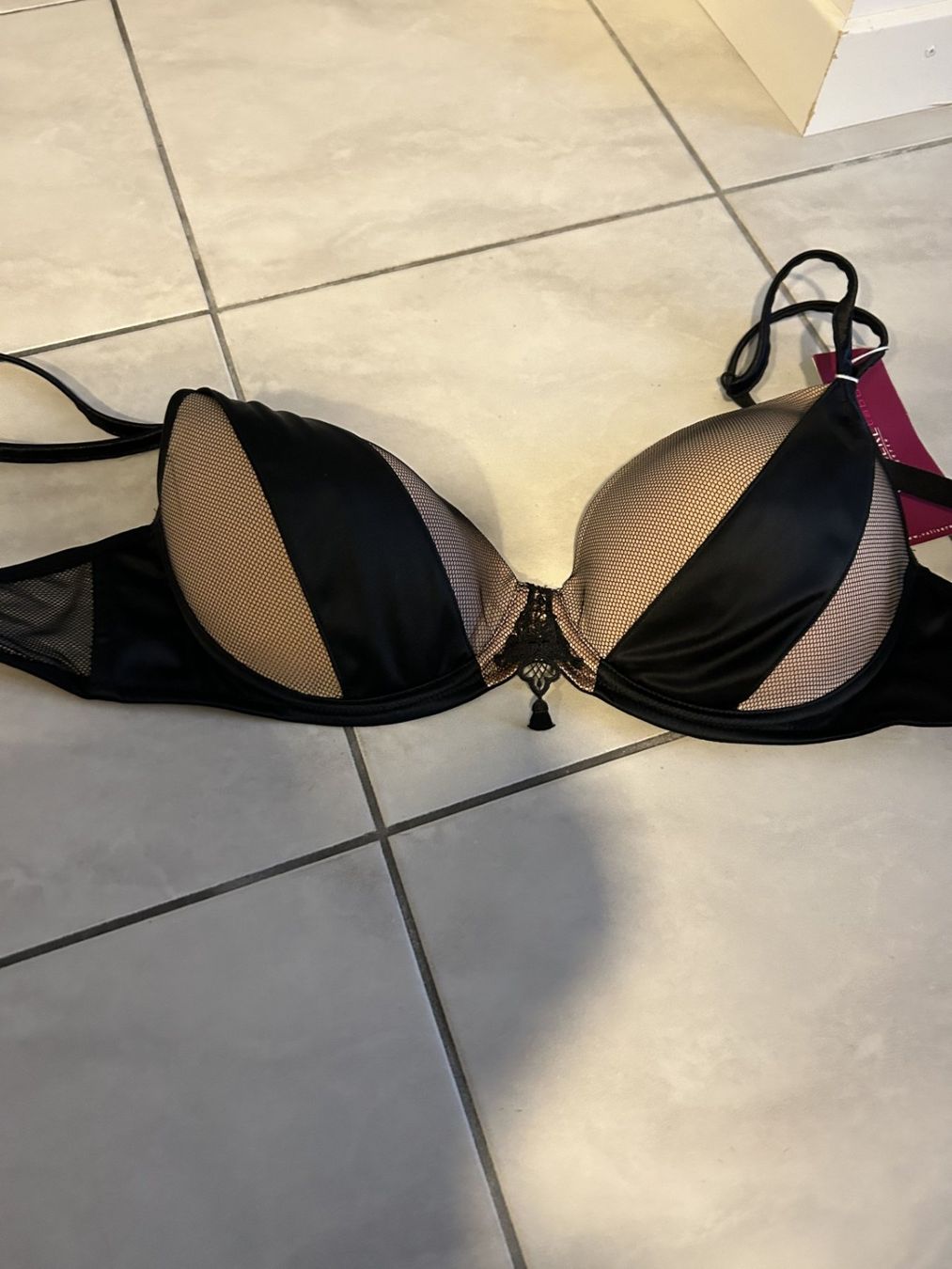 Altra biancheria intima: Fabrikneuer Push-up BH Triumph, Grösse 85C – Nuovo (secondo la descrizione) da Eichberg venduto da Kati30