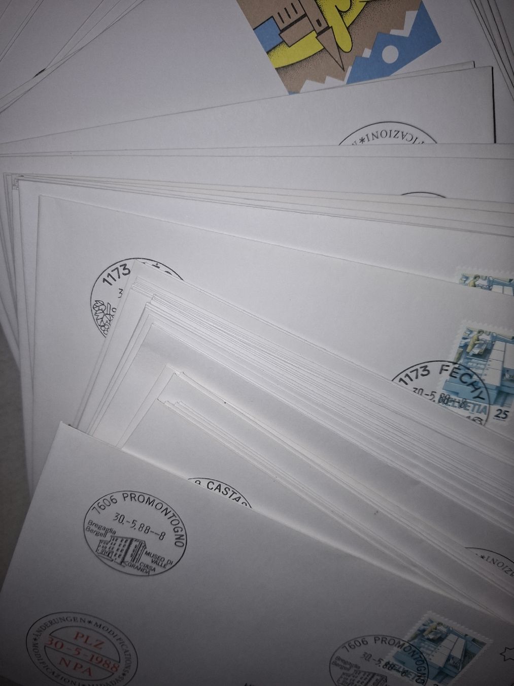 Tutti i francobolli: Kiste mit FDC / Briefe  – Usato da Balgach venduto da SIMEON27 7