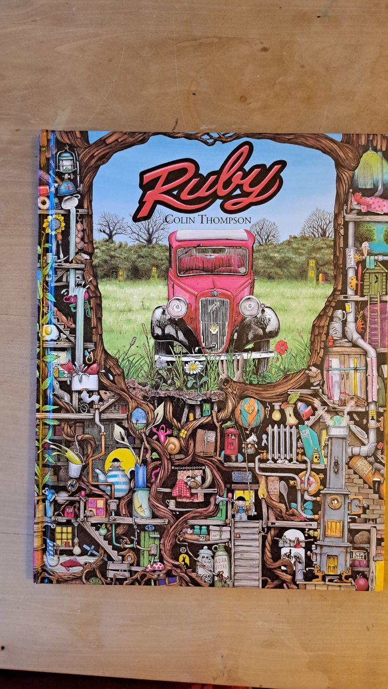 Libri: Ruby von Colin Thompson. Bilderbuch. Oldtimer Austin – Usato da Zürich venduto da chusel