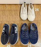 drei verschiedene Schuhe Gr 26 und 28