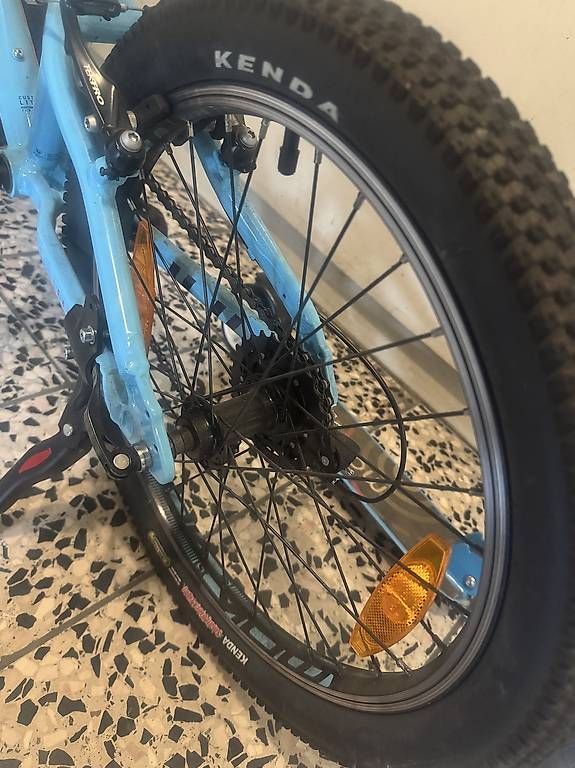 Biciclette: Velo und Trottinett – Usato da Rorschach venduto da alb_8d5x 1