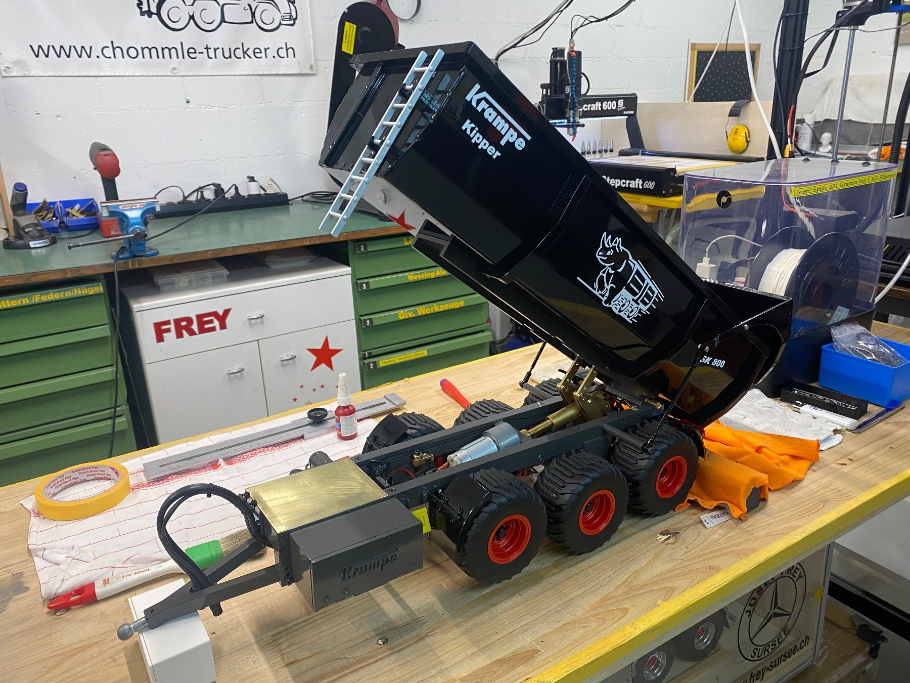 RC Kits de montage: Krampe Kipper – Neuf (Voir description) à Sursee par adrian123 1