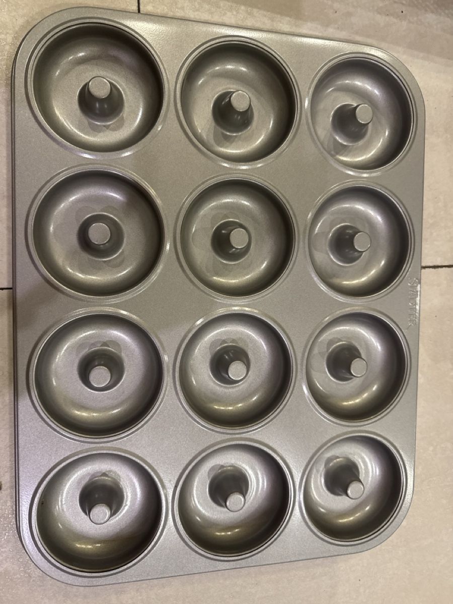 Backformen: Backform Donuts 12er Stadtbeck gebraucht – Neu und originalverpackt aus Bad Ragaz von ram_t825
