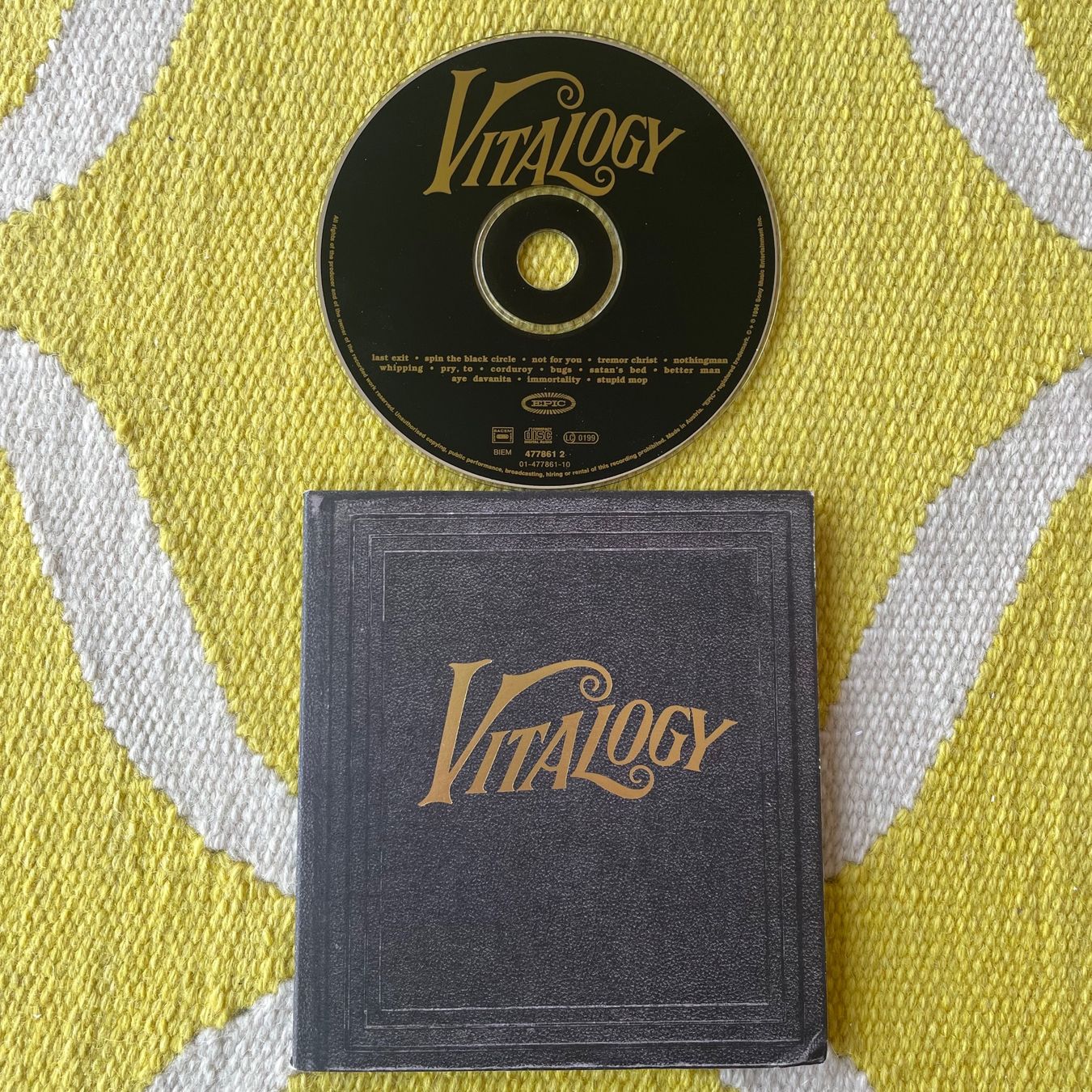 CD: PEARL JAM-BÜCHLEIN VITALOGY – Usato da Rorschacherberg venduto da CD-Roli