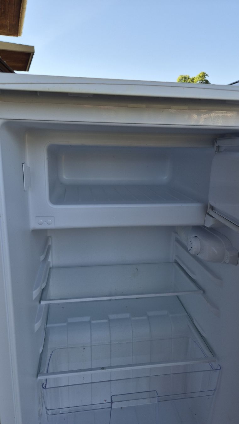 Frigoriferi: Kühlschrank MIOA STAR weiss gebraucht. – Usato da Bern venduto da Waberi 2