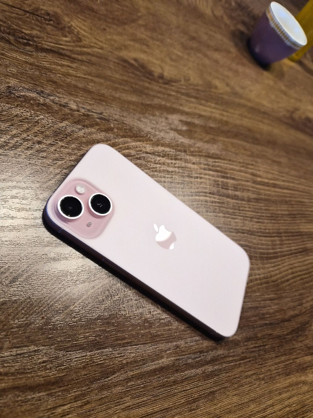 Apple Telefoni cellulari / Smartphones: iPhone 15 128Gb rosa – Usato da Nebikon venduto da ber_6tqh 3