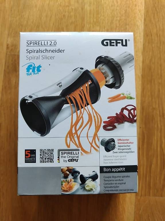 Küchengeräte: Küchenhilfe / Spiralschneider / Soodles / Gemüse-Schneider – Gebraucht aus Zürich von