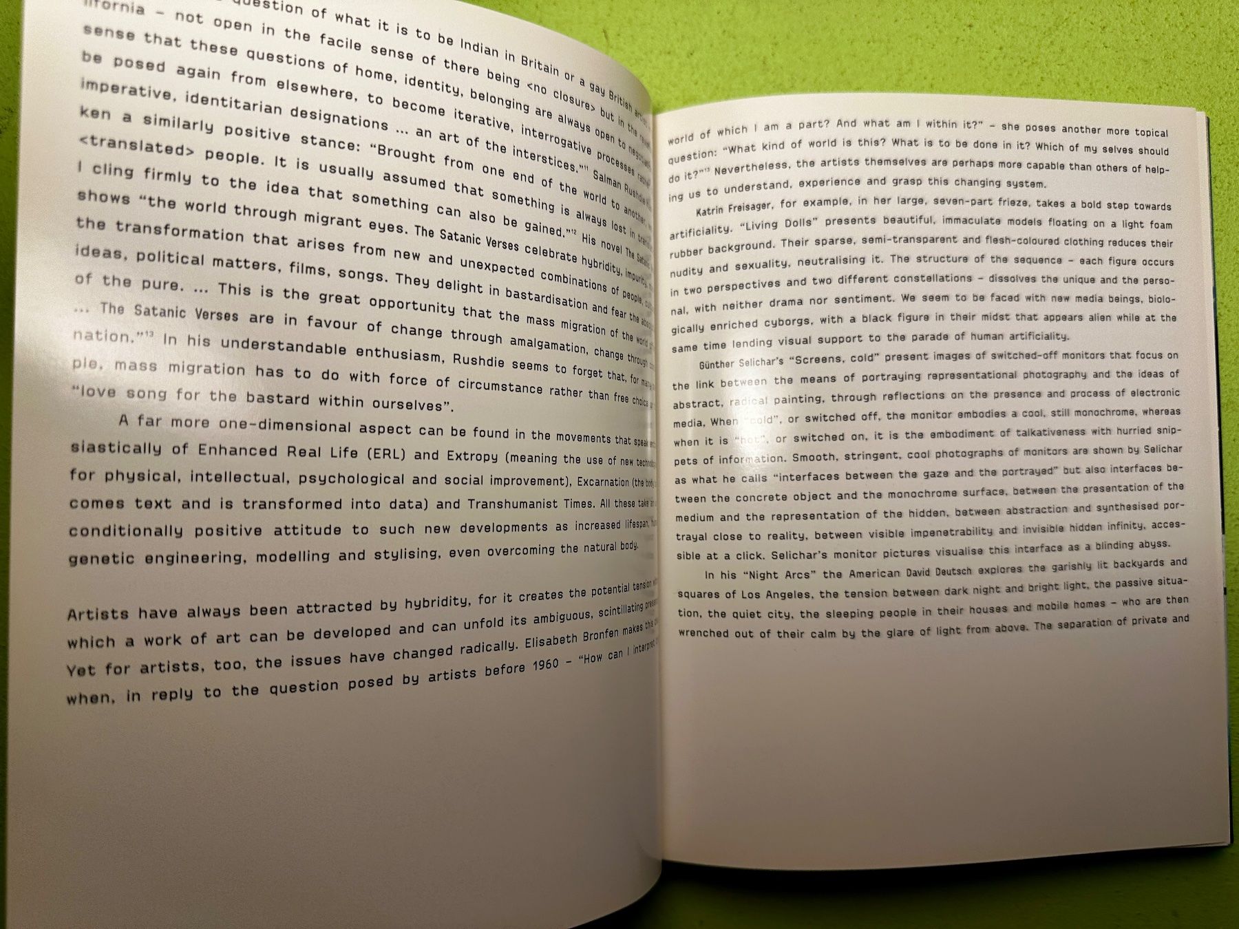 Livres: Urs Stahel: Hybrid. e/d. – D'occasion à Zürich par allp 3