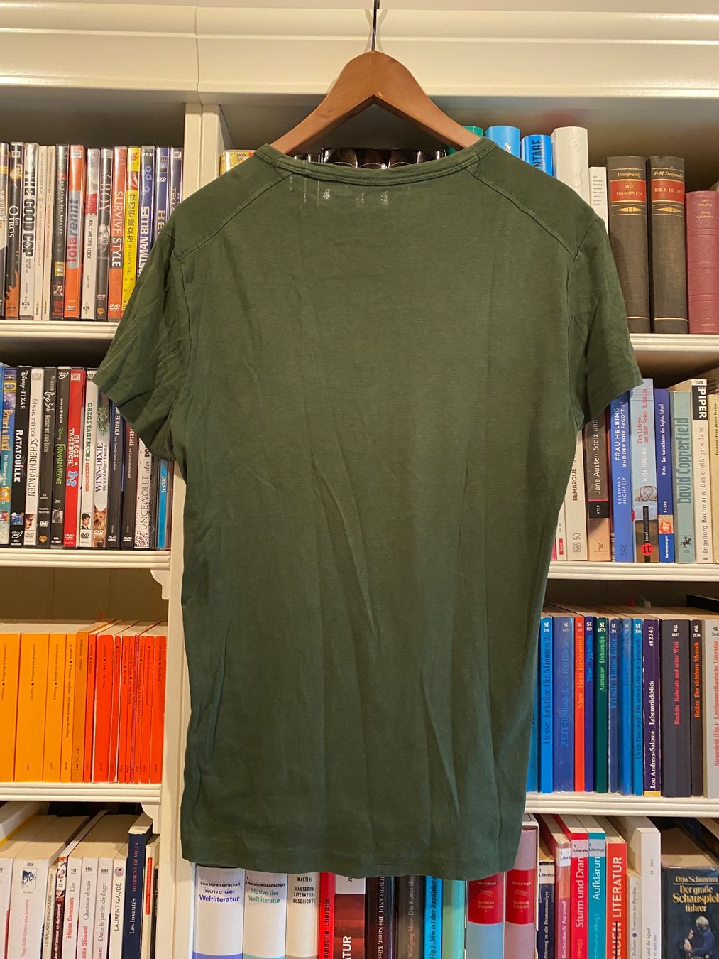 C&A T-shirt: T-Shirt M, olivgrün C&A Basics – Usato da Zürich venduto da Wim-Broccoli 1
