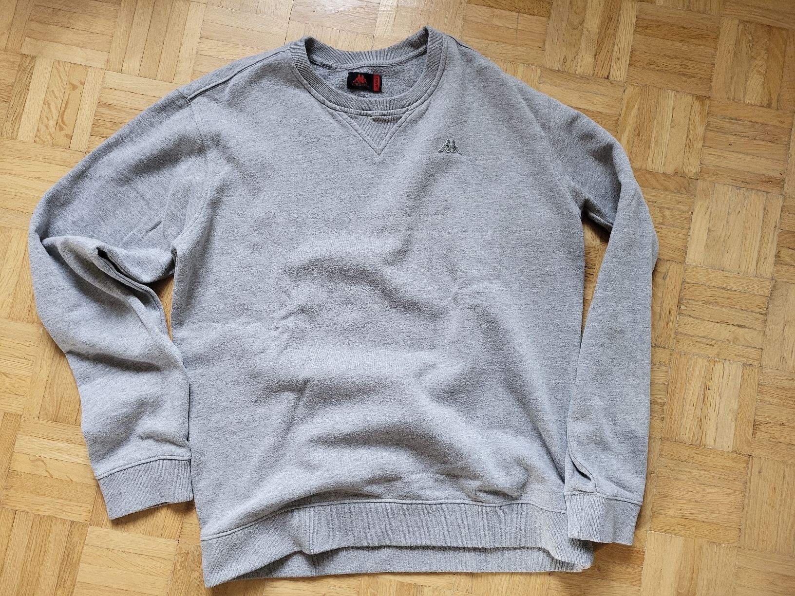 Kappa Pulls & Sweat-shirts: Grauer Pullover  -  Kappa – D'occasion à stäfa par brandy66