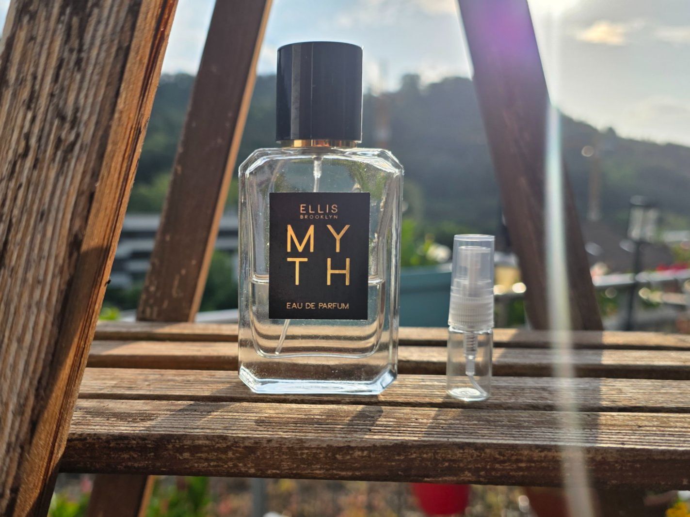 Profumi & Eau de Toilette: Ellis Brooklyn - Myth - 2ml – Usato da Winterthur venduto da FragranceLUXE