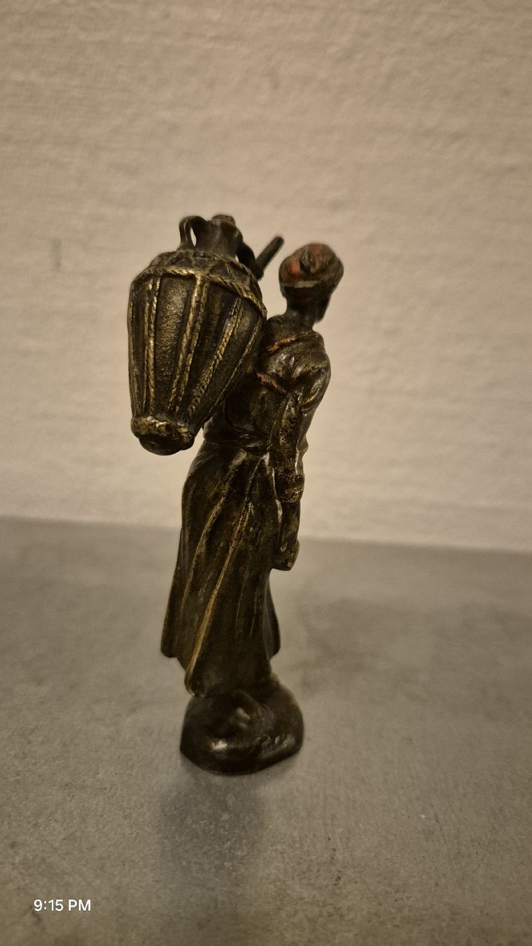 Statuette: Wiener Bronze Wasserträger um 1900 – Usato da Basel venduto da Happy3210 2