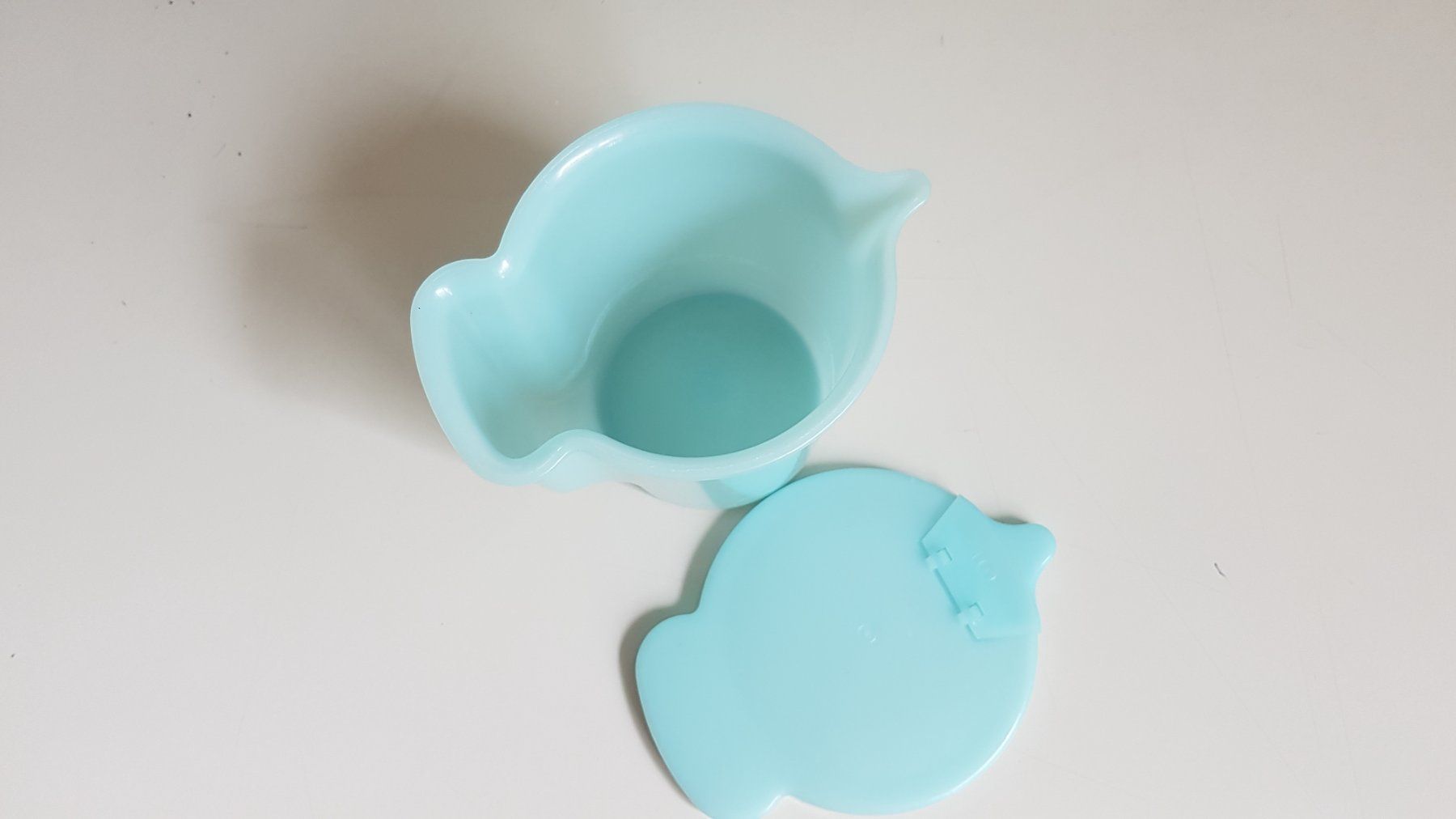 Tupperware Contenitori & Simili: Rahmbecher - Tupperware 3dl - pot de crème – Usato da Spiegel b. Bern venduto da ale_x59l 2
